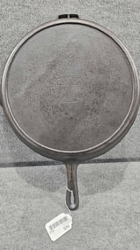 Martin Stove & Range Co. #14 cast iron skillet