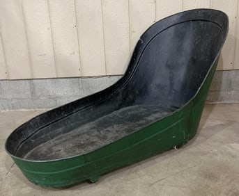 Early unusual metal bathtub