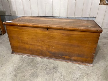 Early dovetailed Sailors Sea chest