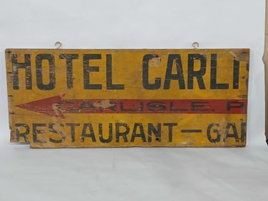 Hotel Carlisle wooden sign