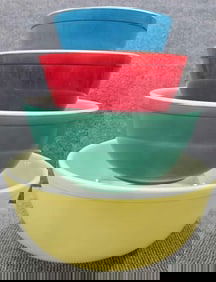 Pyrex Primary Colors 4pc mixing bowl set