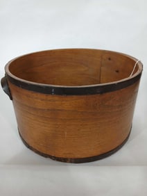E.B. Frye Wilton, NH Bentwood dry grain measure
