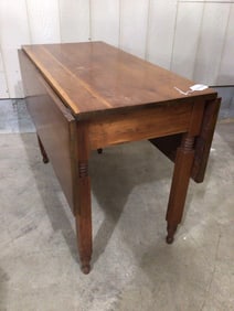 Early Drop Leaf Table