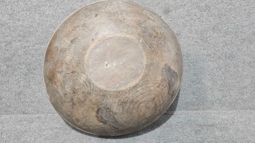 Primitive wooden bowl