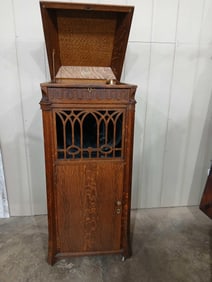 Beautiful floor model Edison Disc Phonograph