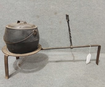 Hearthenware Fireplace Trivet and kettle