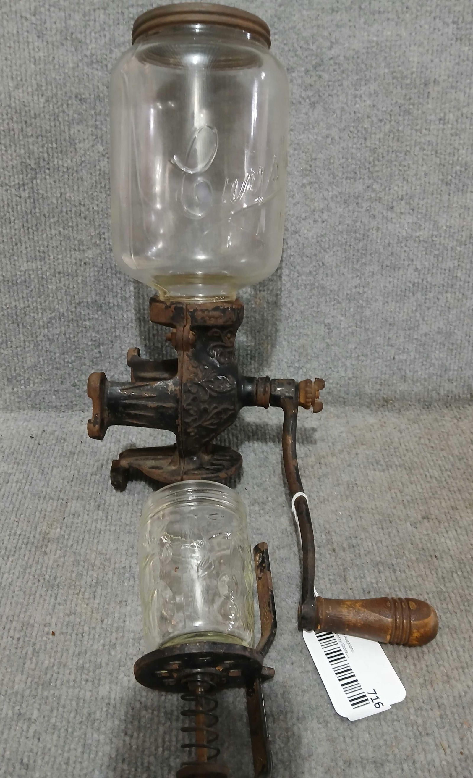 Arcade Crystal coffee grinder (1 of 5)