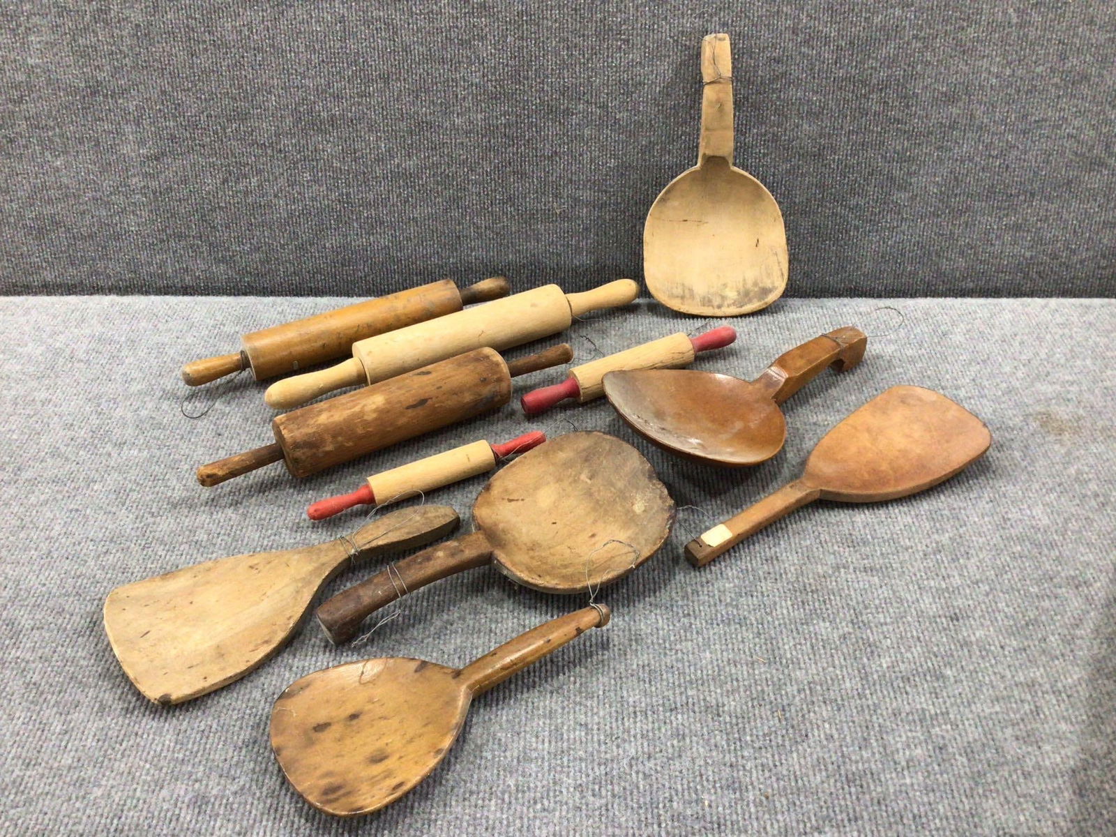 Lot of Butter Paddles and Rolling Pins (1 of 4)