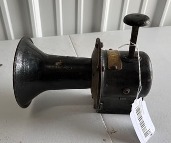 Peerless Auto Horn