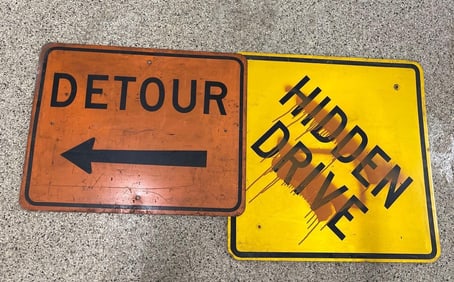 Hidden Drive & Detour Road Signs