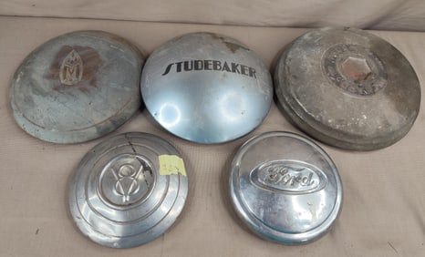 Classic Car Hub Caps