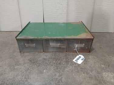 Texaco Auto Bulb Cabinet