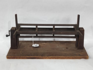 Hand Turn Yarn Winder