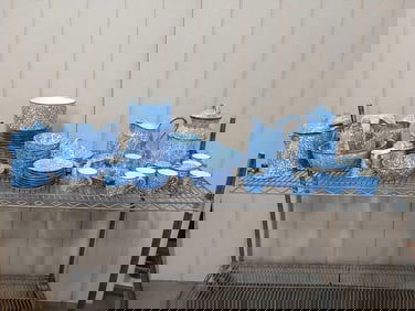 Hand Painted Spongeware Town & Country Table Setting