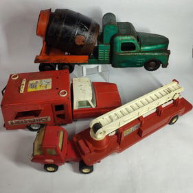 Great Older Trucks & Vehicles