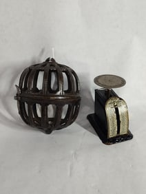 Victorian String Holder & Post Scale