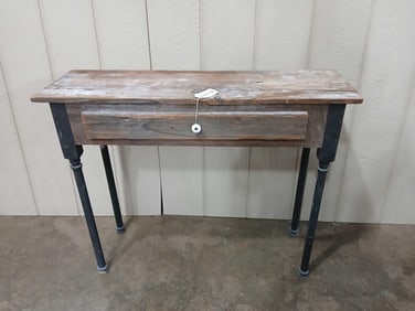 Country Style One Drawer Stand