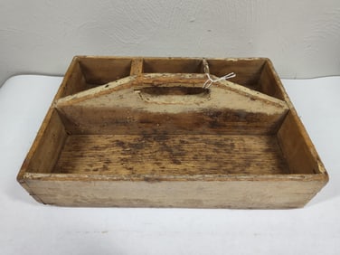 Cute Little Farmhouse Caddy