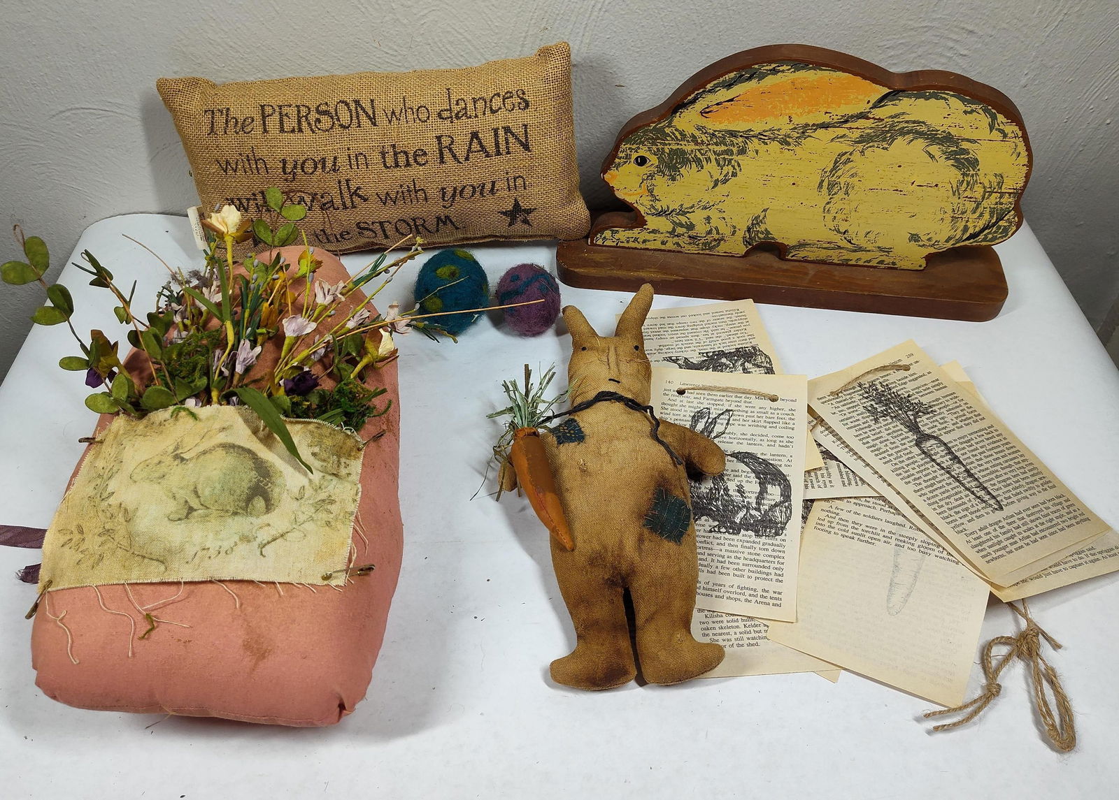 Primitive Easter Decor (1 of 5)