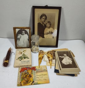 Calling Cards, Postcards, Buttons & Decor