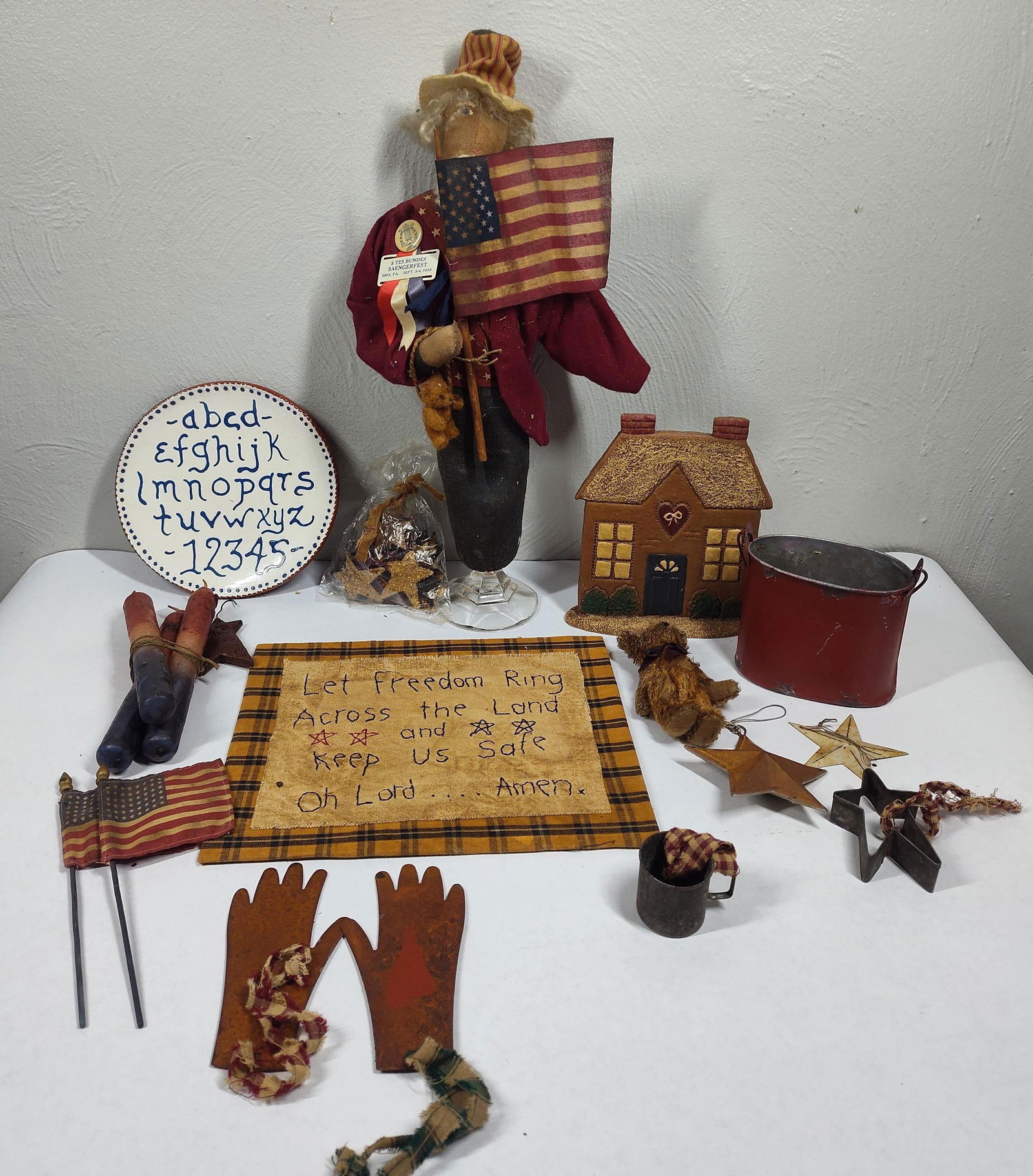 Primitive Americana Decor (1 of 7)