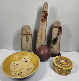 Wooden Christmas Primitives