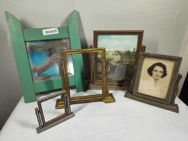 Table Top Tilting Frames