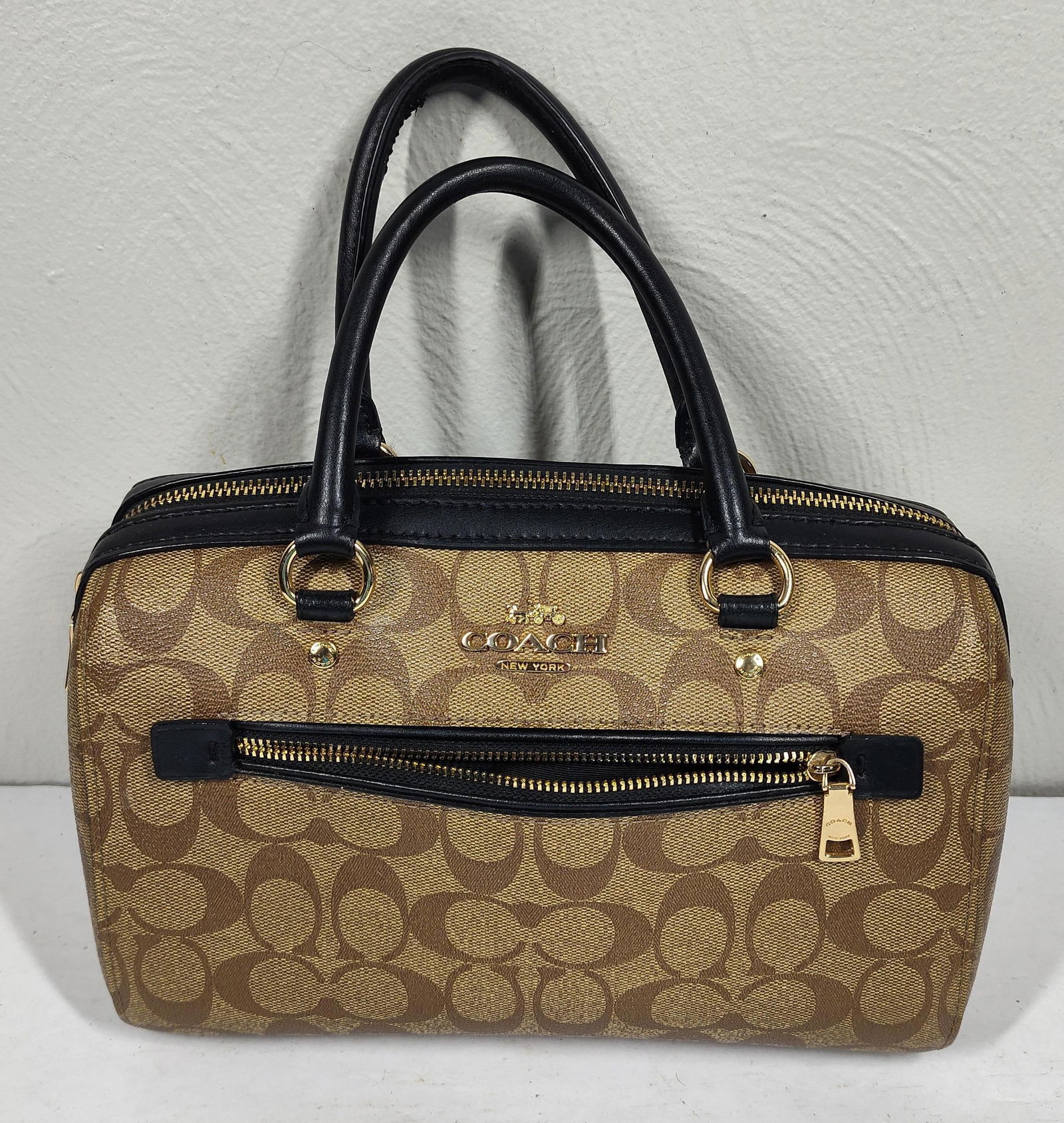Authentic Coach Handbag (1 of 5)