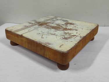 Early Kitchen Footed BUtcher Block Cutting Board