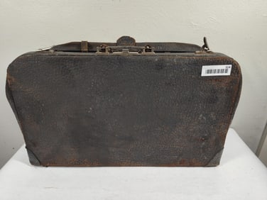 Old Antique Leather Travel Bag