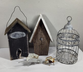 Birdhouse Decor