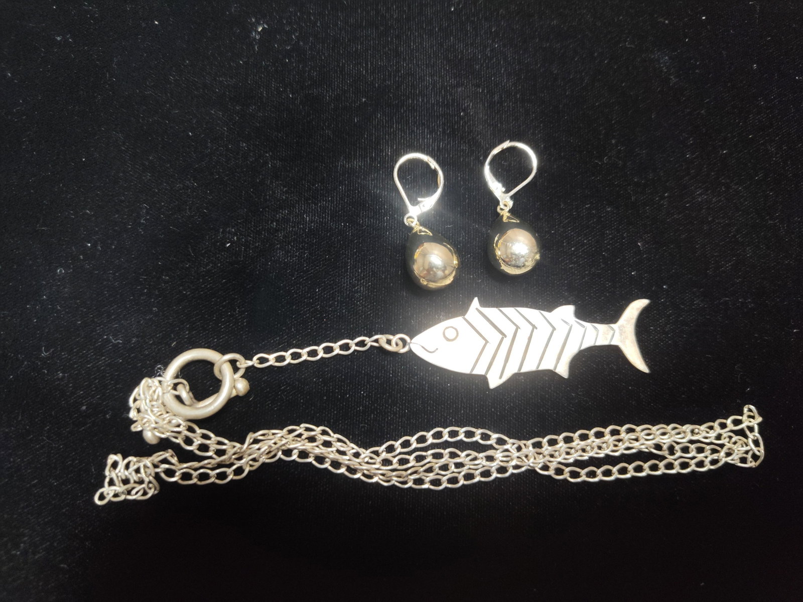 Sterling silver Chain, Fish, and Earrings: Marked 925