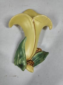 McCoy 1940s Lily Wall Pocket