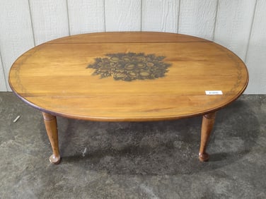 Oak Hitchcock Drop Leaf Coffee Table