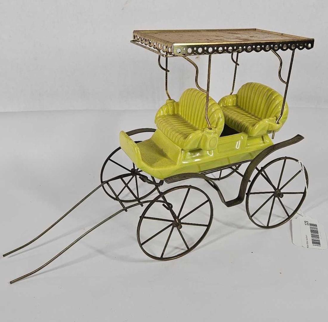 Metlox Pottery Carriage (1 of 6)