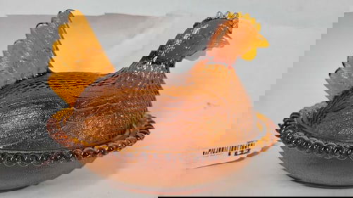 Amber Glass Hen on Nest