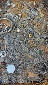 Chains & Necklaces