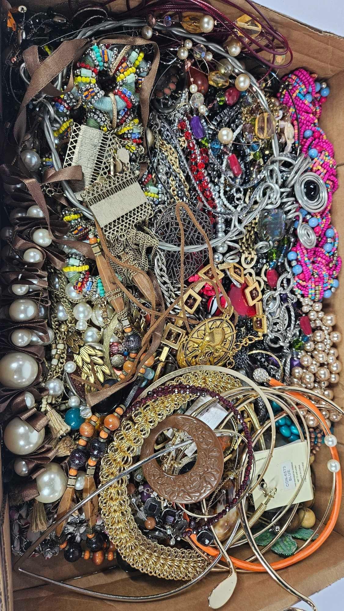 Brooches, Shell Jewelry, Necklaces, and Bracelets (1 of 11)