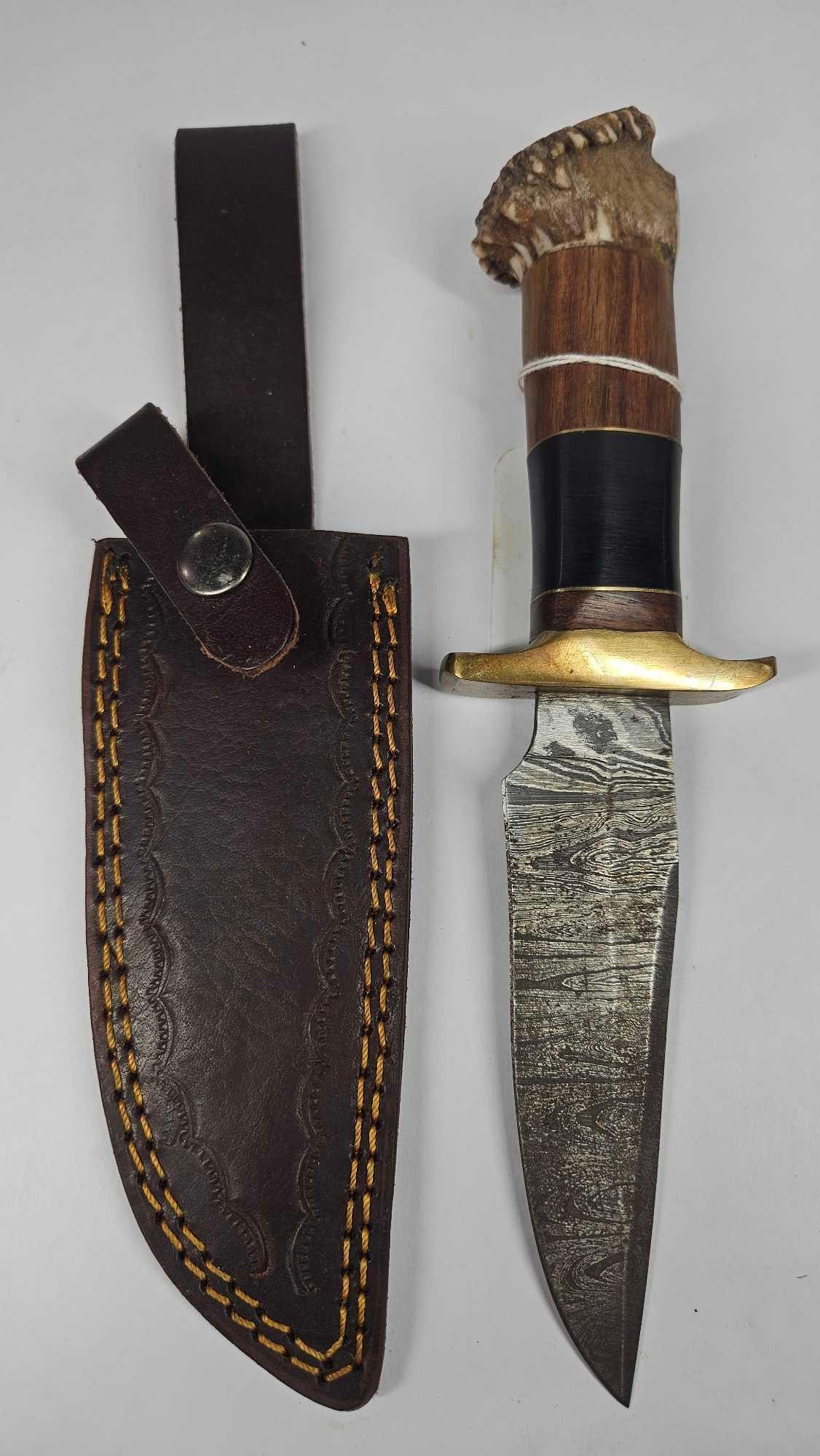 Damascus Blade & Antler Handled Fixed blade Knife (1 of 7)