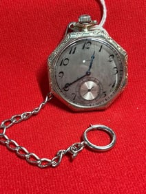 Elgin 17J w Chain