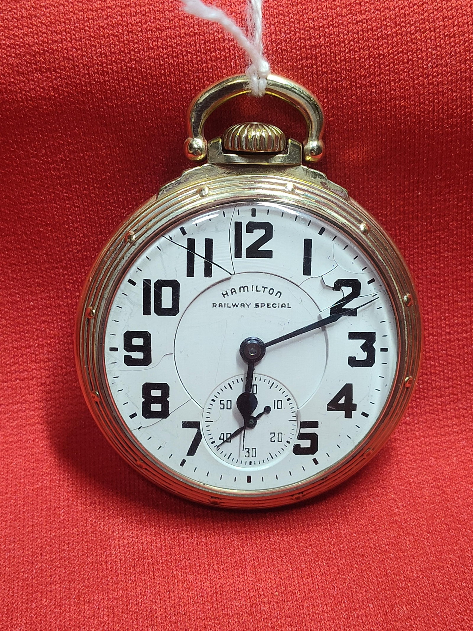 Hamilton 992B 21J Railway Special: Serial number C-233619. Size 16, Hamilton 10K gold filled case. Several cracks to dial.