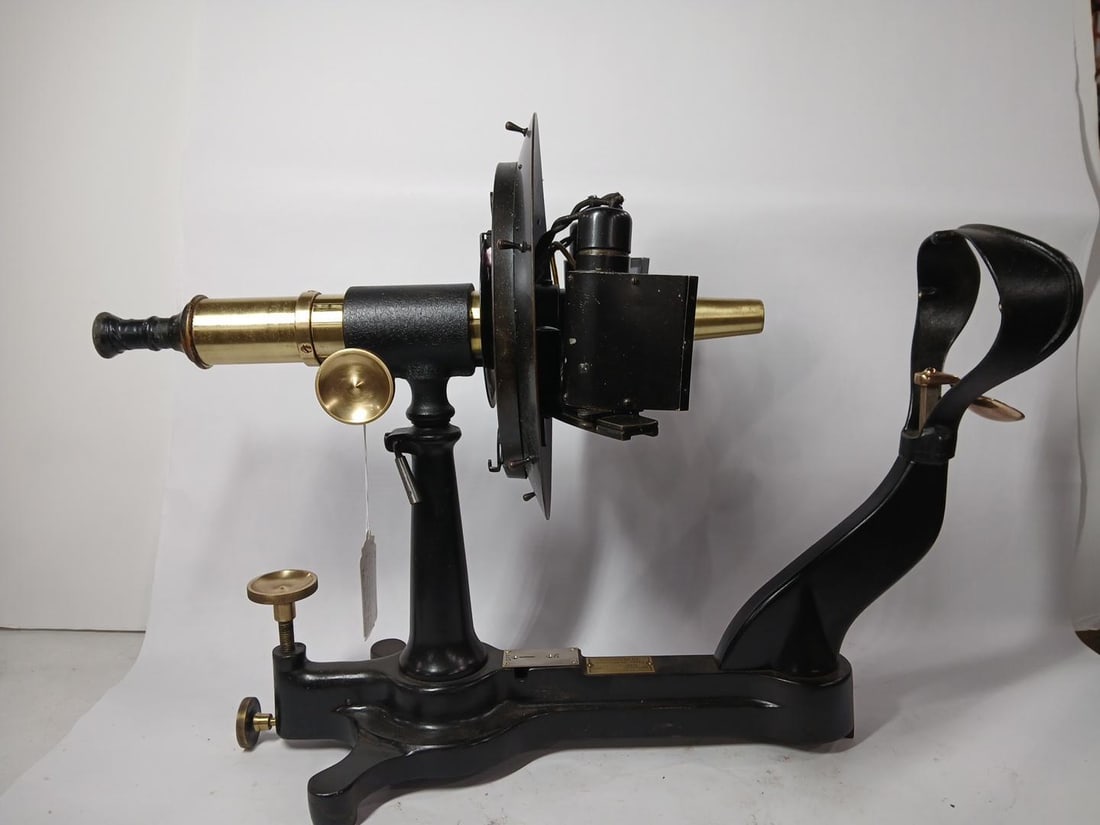 Optometrist Universal Ophthalmometer Eye Exam Machine (1 of 7)