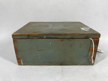 Small green painted primitive lidded wood box