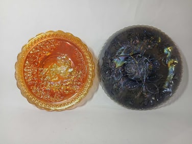 Imperial glass collector plates lot of 2