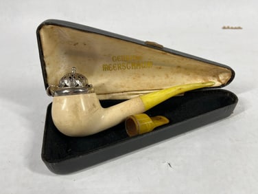 Genuine Meerschaum England lidded smoking pipe with case