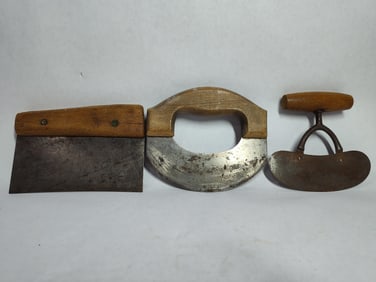 Primitive kitchenware lot inc. 3 wooden handled choppers/scrapers