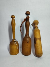 Primitive kitchenware lot inc. wood pestle/pepper grinder and 2 pestle mashers