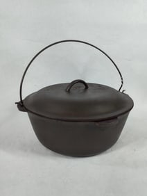 No 10 Cast Iron Dutch Oven