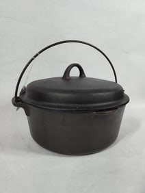 5Qt Unmarked Cast Iron Dutch Oven