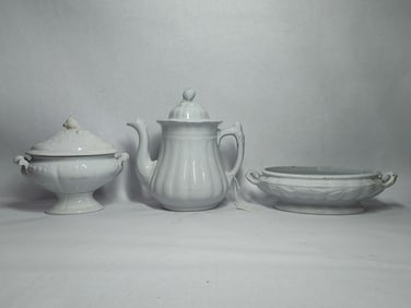 Ironstone lot inc. Coffee/tea pot, gravy boat w/ lid and tureen w/ no lid